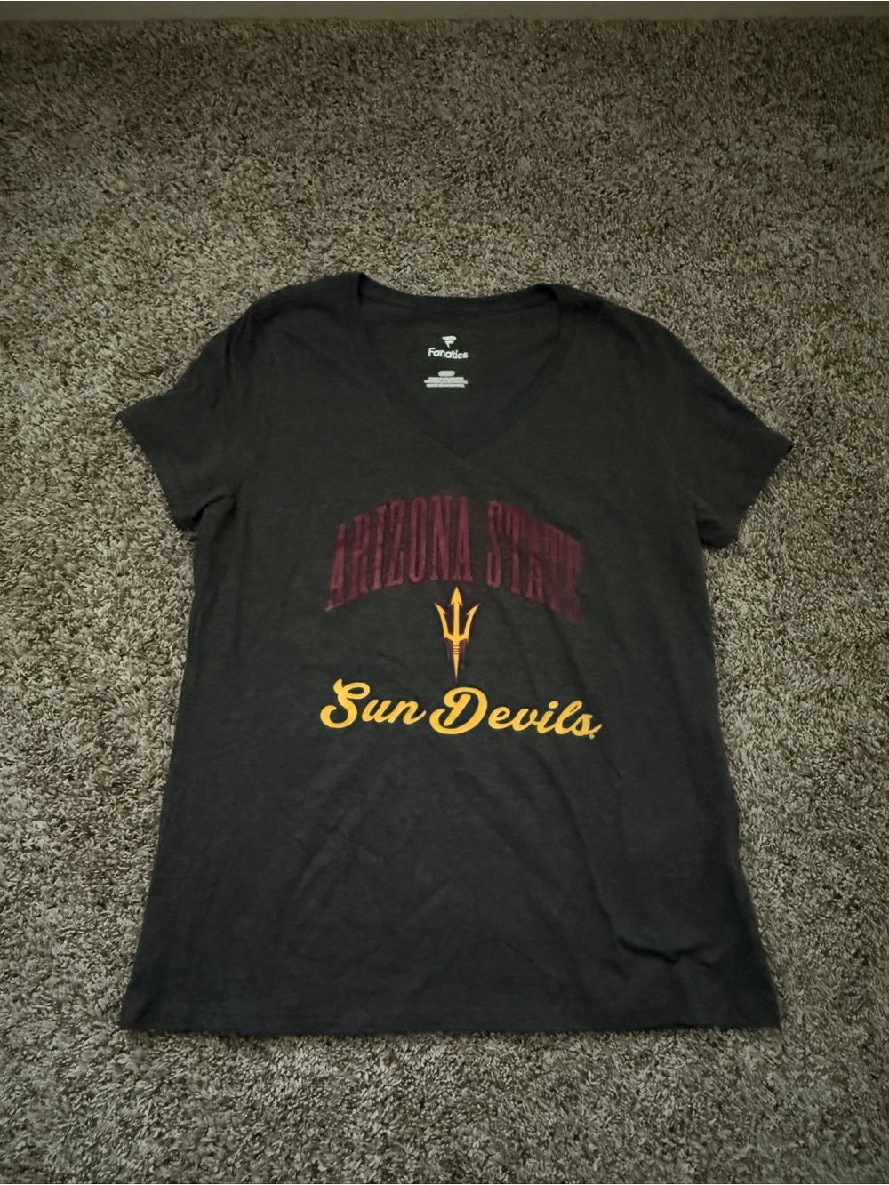 BNWOT Fanatics Arizona State Sun Devils Black V‑Neck Women's Tee